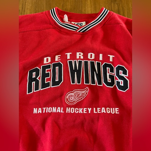 Vintage Red Wings Lee Sport Crewneck - Picture 2 of 8